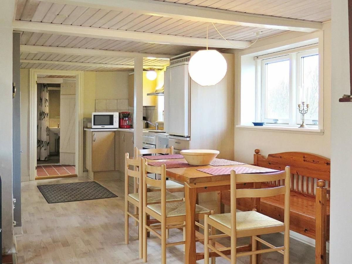 4 Person Holiday Home In Lemvig Trans Номер фото